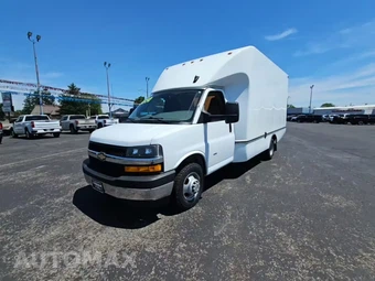 2023 Chevrolet Express 3500 Cutaway 1WT DRW