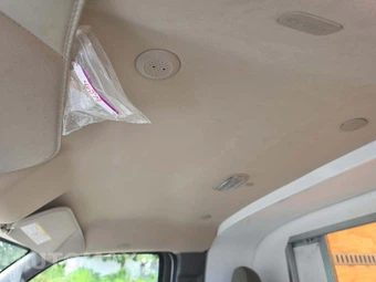 2023 Chevrolet Express 3500 Cutaway 1WT DRW - miniatura 10