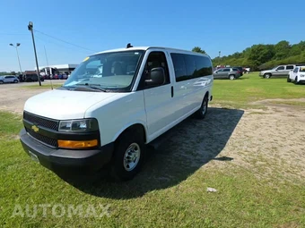 2023 Chevrolet Express 3500 Passenger Van LS 1LS 155.1" WB