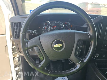 2023 Chevrolet Express 3500 Passenger Van LS 1LS 155.1" WB - miniatura 10