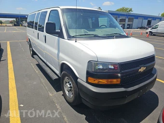 2023 Chevrolet Express 3500 Passenger Van LS 1LS 155.1" WB - miniatura 3