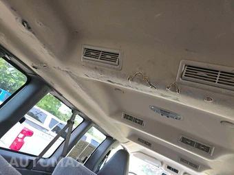 2023 Chevrolet Express 3500 Passenger Van LS 1LS 155.1" WB - miniatura 24