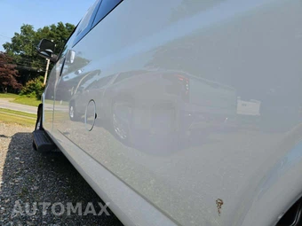 2023 Chevrolet Express 3500 Passenger Van LS 1LS 155.1" WB - miniatura 26