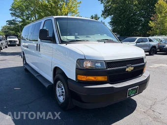 2023 Chevrolet Express 3500 Passenger Van LS 1LS 155.1" WB - miniatura 4