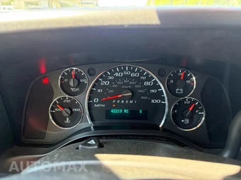 2023 Chevrolet Express 3500 Passenger Van LS 1LS 155.1" WB - miniatura 41