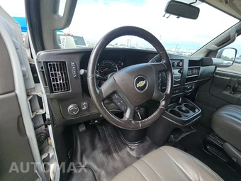 2023 Chevrolet Express 3500 Passenger Van LS 1LS 155.1" WB - miniatura 11