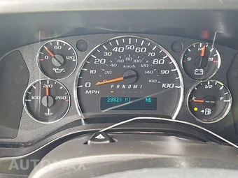 2023 Chevrolet Express 3500 Passenger Van LS 1LS 155.1" WB - miniatura 12