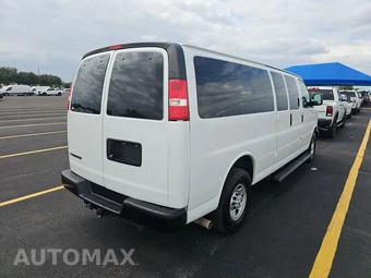 2023 Chevrolet Express 3500 Passenger Van LS 1LS 155.1" WB - miniatura 4