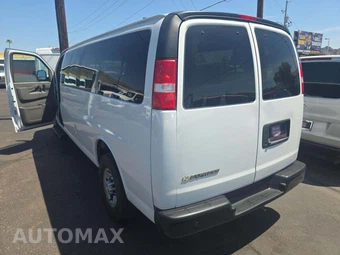 2023 Chevrolet Express 3500 Passenger Van LS 1LS 155.1" WB - miniatura 2