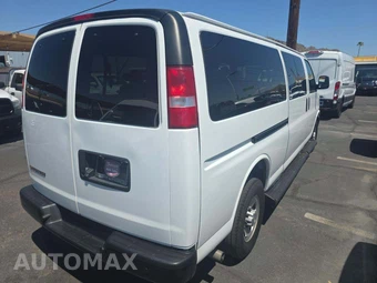 2023 Chevrolet Express 3500 Passenger Van LS 1LS 155.1" WB - miniatura 3