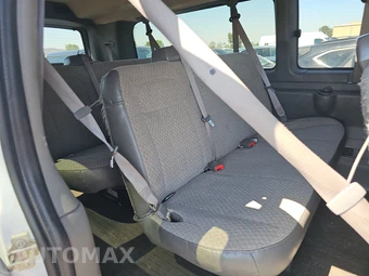 2023 Chevrolet Express 3500 Passenger Van LS 1LS 155.1" WB - miniatura 14
