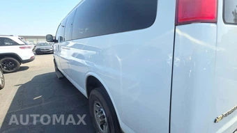 2023 Chevrolet Express 3500 Passenger Van LS 1LS 155.1" WB - miniatura 32