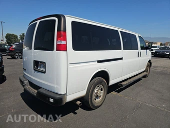 2023 Chevrolet Express 3500 Passenger Van LS 1LS 155.1" WB - miniatura 4