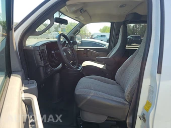 2023 Chevrolet Express 3500 Passenger Van LS 1LS 155.1" WB - miniatura 7