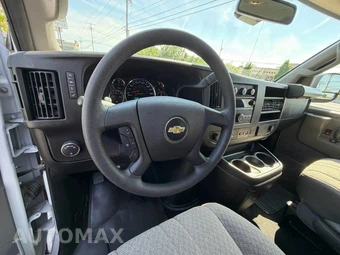 2023 Chevrolet Express 3500 Passenger Van LT 1LT 155.1" WB - miniatura 21