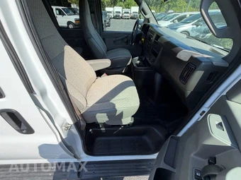 2023 Chevrolet Express 3500 Passenger Van LT 1LT 155.1" WB - miniatura 25