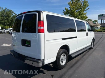 2023 Chevrolet Express 3500 Passenger Van LT 1LT 155.1" WB - miniatura 7