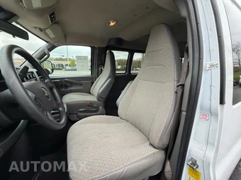 2023 Chevrolet Express 3500 Passenger Van LT 1LT 155.1" WB - miniatura 34