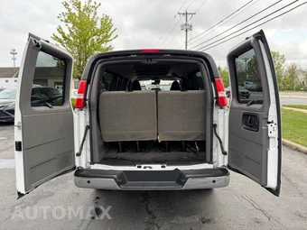 2023 Chevrolet Express 3500 Passenger Van LT 1LT 155.1" WB - miniatura 52