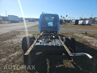 2023 Chevrolet Express 4500 Cutaway 2WT DRW 177.0" WB - miniatura 15