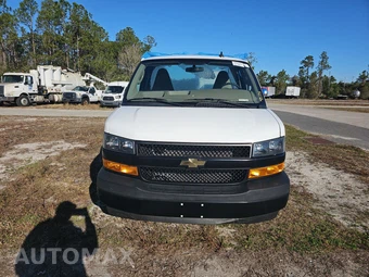 2023 Chevrolet Express 4500 Cutaway 2WT DRW 177.0" WB - miniatura 2
