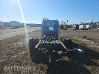 2023 Chevrolet Express 4500 Cutaway 2WT DRW 177.0" WB - miniatura 5