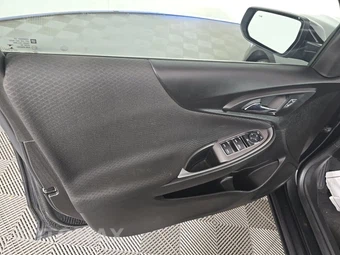 2023 Chevrolet Malibu LS 1FL – miniatura 9