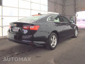 2023 Chevrolet Malibu LS 1FL – miniatura 4