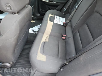 2023 Chevrolet Malibu LS 1FL – miniatura 13