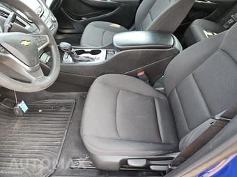 2023 Chevrolet Malibu LS 1FL – miniatura 7