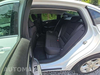 2023 Chevrolet Malibu LS 1FL - miniatura 10