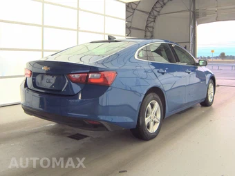 2023 Chevrolet Malibu LS 1FL – miniatura 4