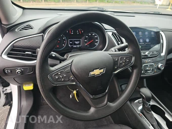 2023 Chevrolet Malibu LS 1FL - miniatura 10