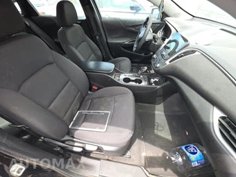 2023 Chevrolet Malibu LS 1LS – miniatura 8