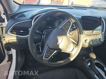 2023 Chevrolet Malibu LS 1LS – miniatura 10