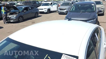 2023 Chevrolet Malibu LS 1LS – miniatura 17