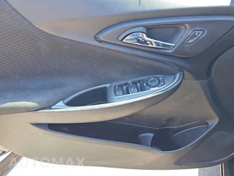 2023 Chevrolet Malibu LS 1LS – miniatura 9