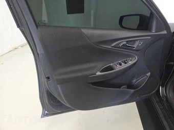 2023 Chevrolet Malibu LS 1LS - miniatura 9