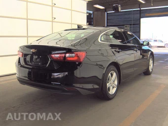 2023 Chevrolet Malibu LS 1LS – miniatura 4