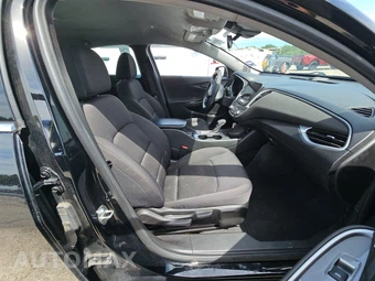 2023 Chevrolet Malibu LS 1LS – miniatura 8