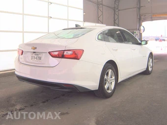 2023 Chevrolet Malibu LS 1LS – miniatura 4