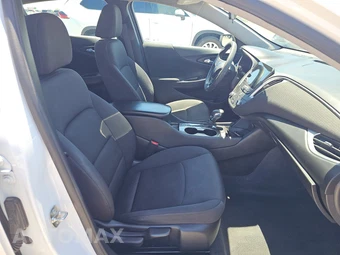 2023 Chevrolet Malibu LS 1LS – miniatura 8