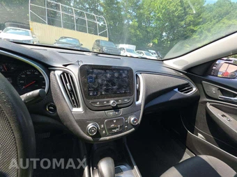 2023 Chevrolet Malibu LS 1LS – miniatura 10