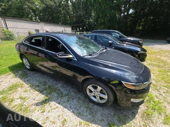 2023 Chevrolet Malibu LS 1LS – miniatura 4