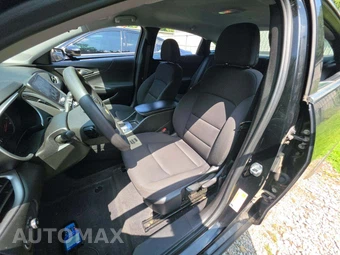 2023 Chevrolet Malibu LS 1LS – miniatura 6