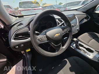 2023 Chevrolet Malibu LT 1LT - miniatura 10