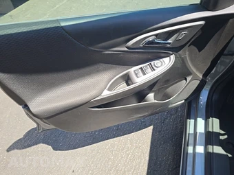 2023 Chevrolet Malibu LT 1LT – miniatura 9