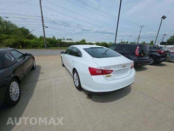 2023 Chevrolet Malibu LT 1LT – miniatura 2
