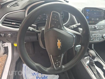 2023 Chevrolet Malibu LT 1LT – miniatura 10