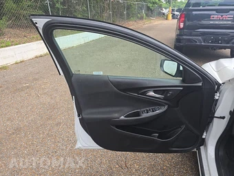 2023 Chevrolet Malibu LT 1LT – miniatura 9